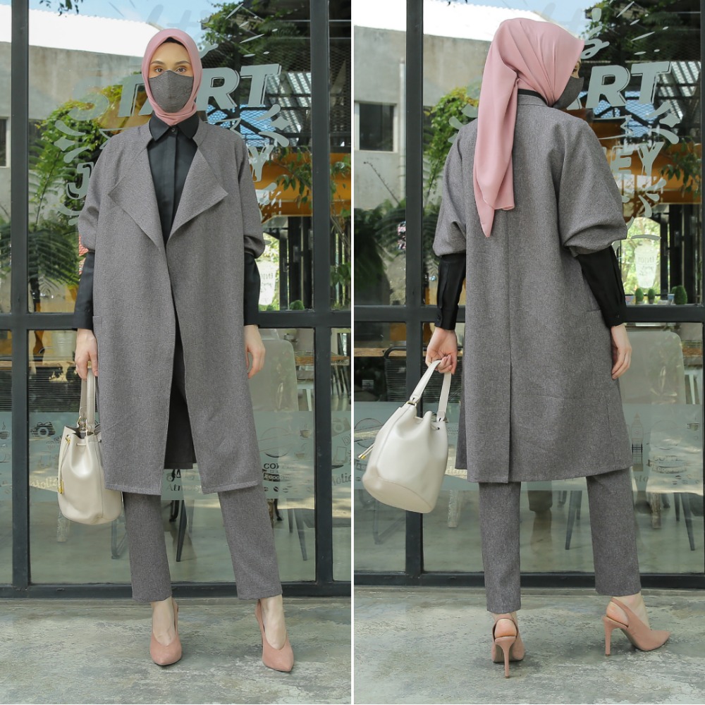 Hijab, Parka, Celana, kemeja dan Brooch Dijual Terpisah