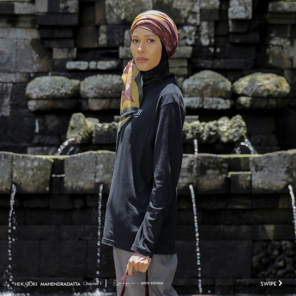 T Shirt, Celana, dan Hijab Dijual Terpisah